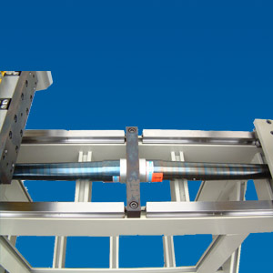 Spindle axis with integrated contamination shield